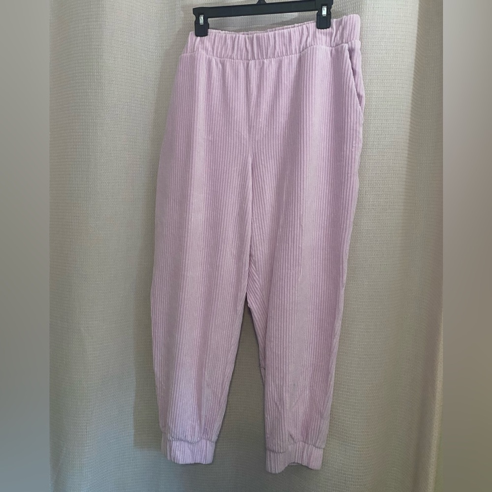 Purple/pink sweatpants